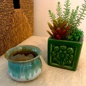 Two Small Ceramic Pots & Succulent Cluster + Sq basket